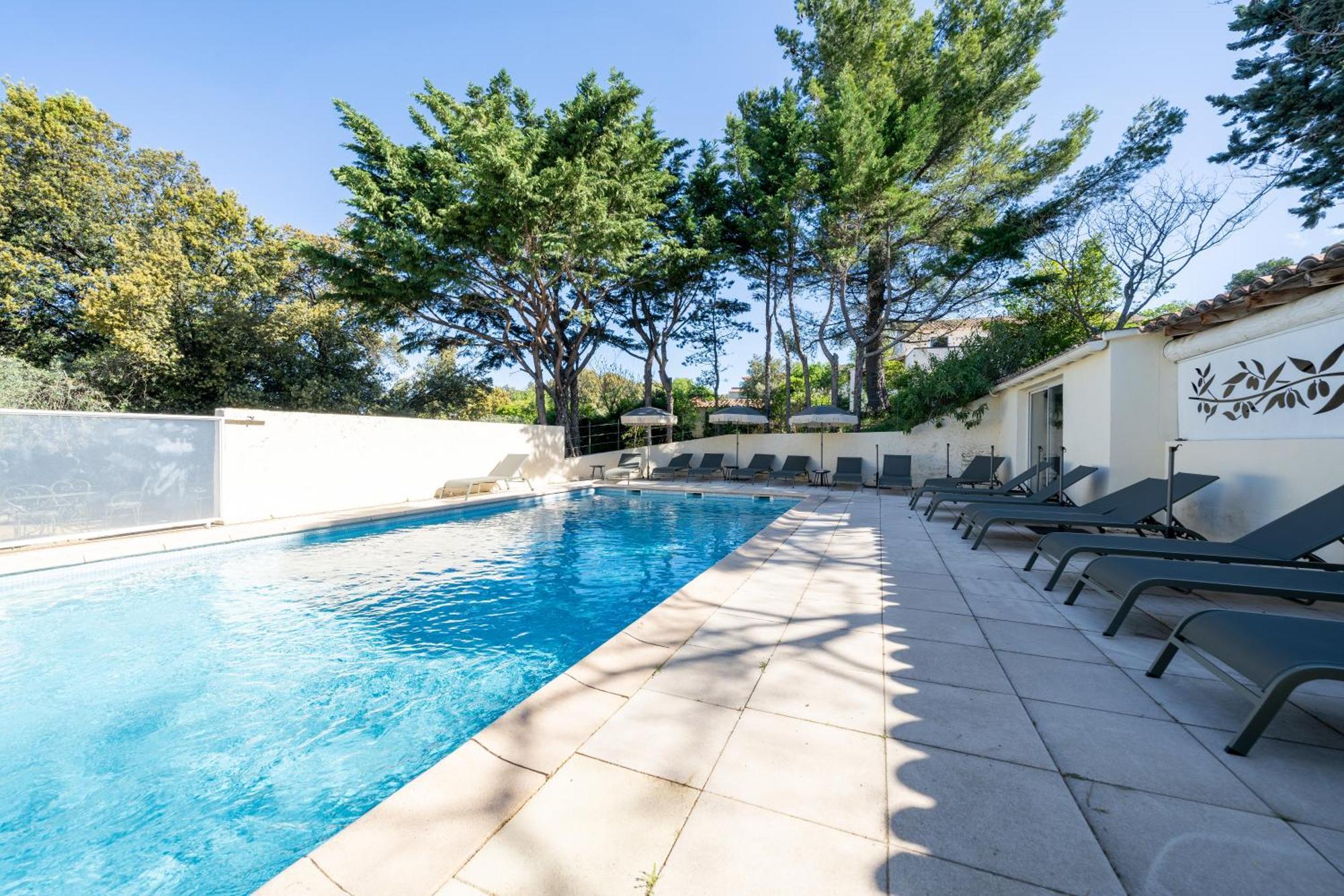 Hotel La Garrigue & Bar Piscine Venasque Exterior foto